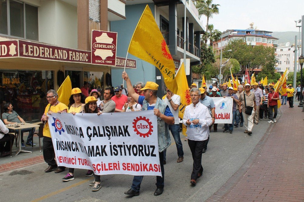 Alanya’da 1 Mayıs İşçi Bayramı Kutlaması