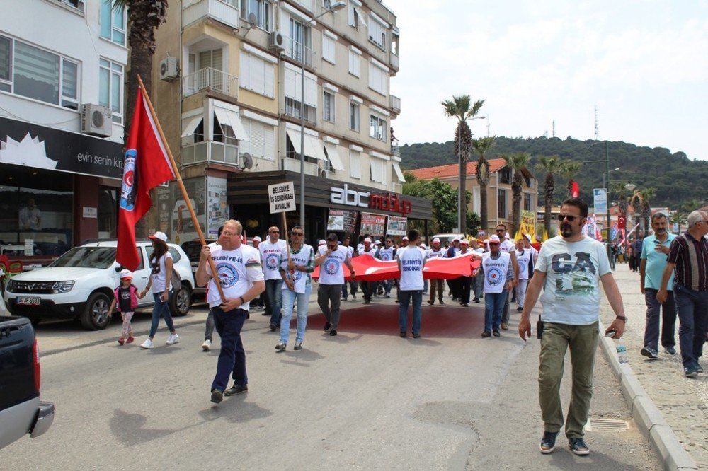 Ayvalık’ta 1 Mayıs Coşkusu