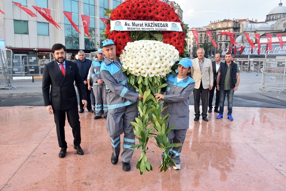 Taksim Meydanı’na İlk Gelen Murat Hazinedar Oldu