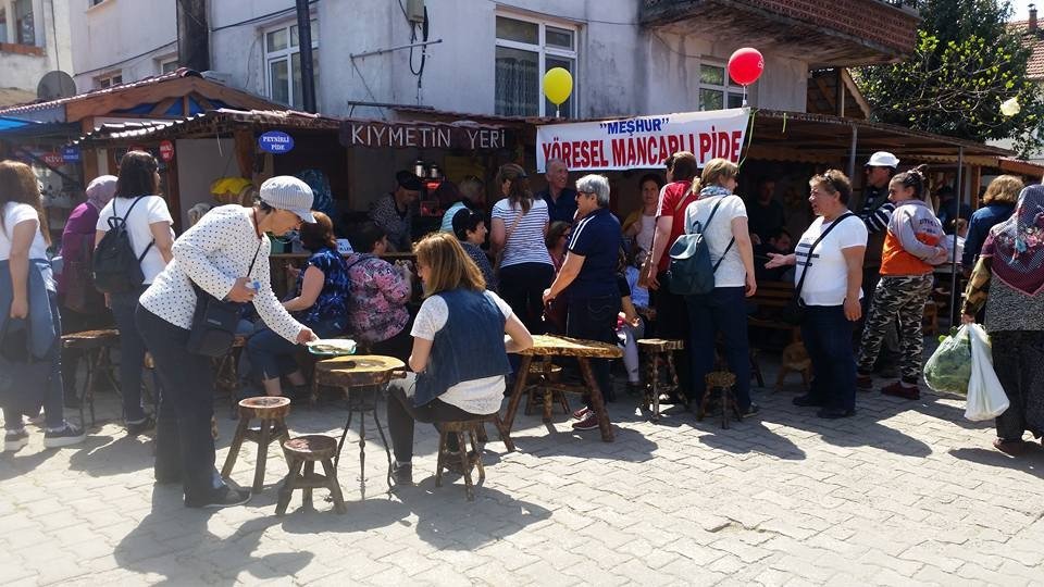 Tarihi Pazaryeri Tatilcilerin Uğrak Yeri Oldu