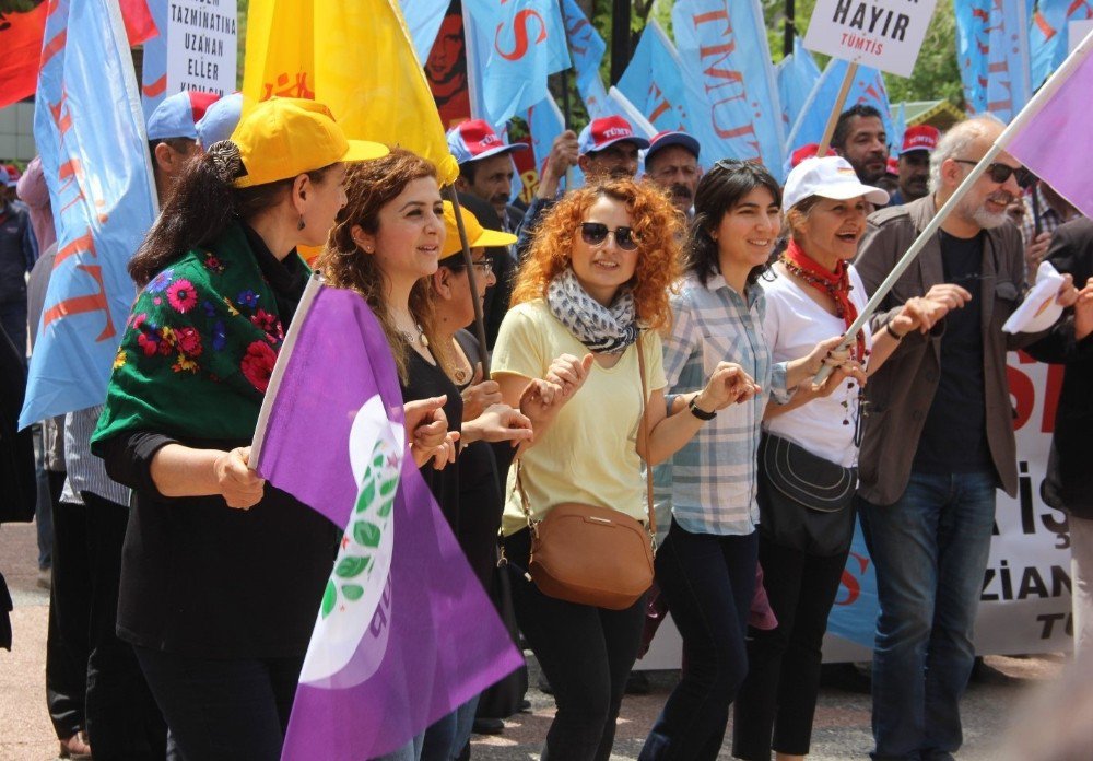 Gaziantep’te 1 Mayıs Coşkusu