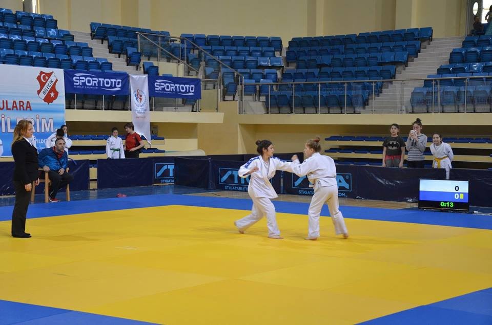 Okul Sporları Judo Küçükler Kız-erkek Grup Müsabakaları Başladı