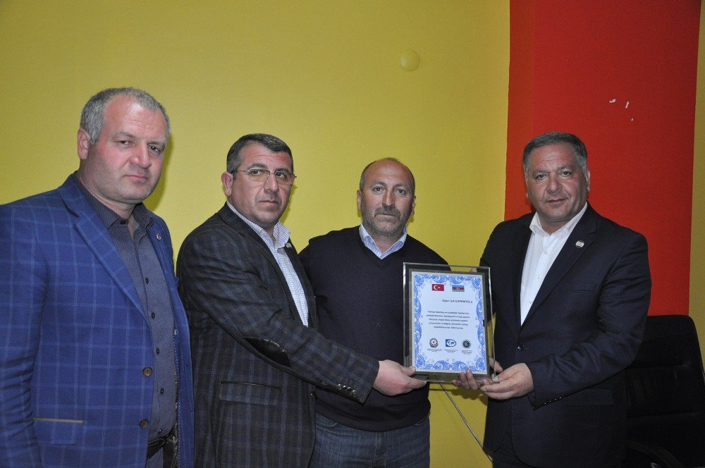 İha Kars Temsilciliğine Azerbaycan’dan Plaket