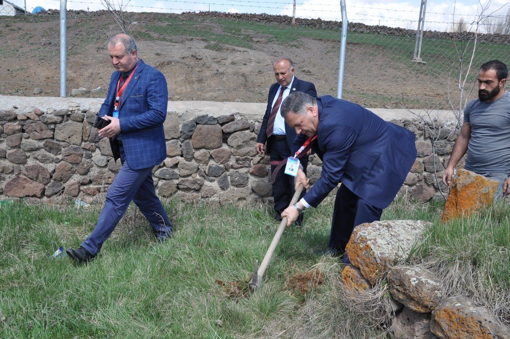 Azeri Halk Kahramanı’nın Abidesi Dikilecek