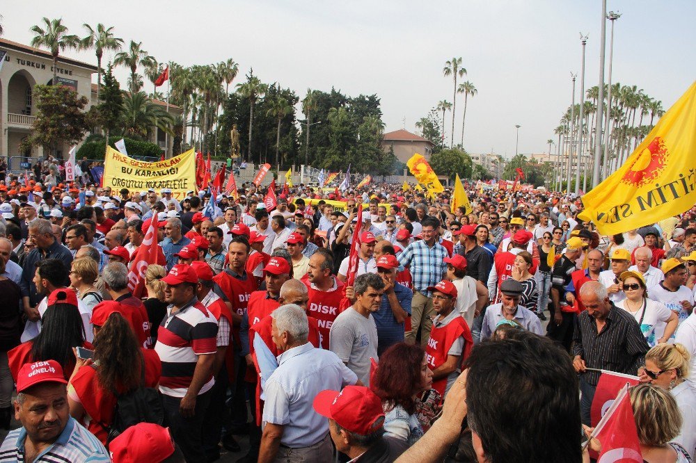 Mersin’de 1 Mayıs Coşkusu