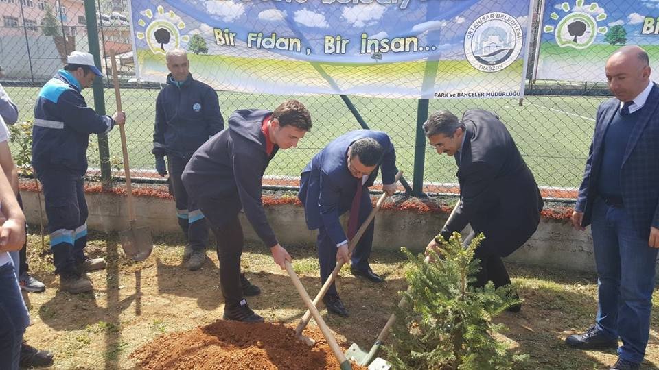 Trabzon’da ‘Bir Fidan Bir İnsan’ Kampanyası Devam Ediyor