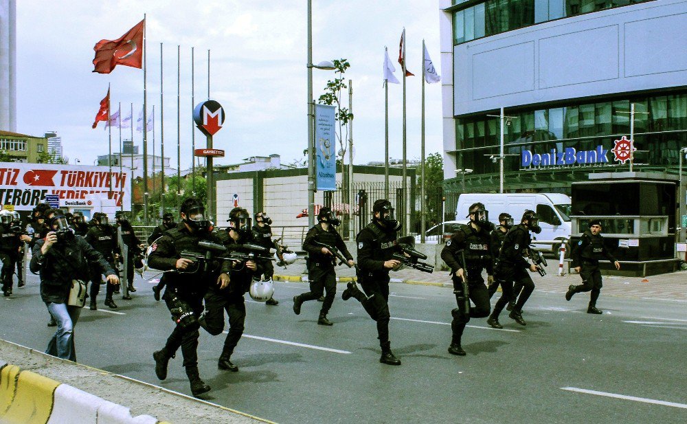 Şişli’den Taksim’e Yürümek İsteyen Gruba Müdahale