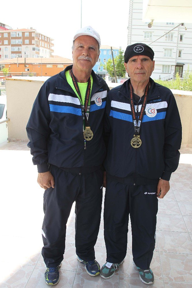 Çerkezköy’ün İhtiyar Delikanlıları İstanbul Yarı Maratonuna Katıldı