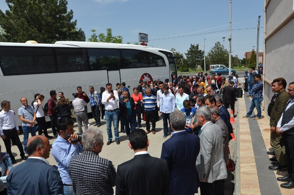 Yeşilyurt Belediyesi Öğrencileri Çanakkale’ye Gönderiyor