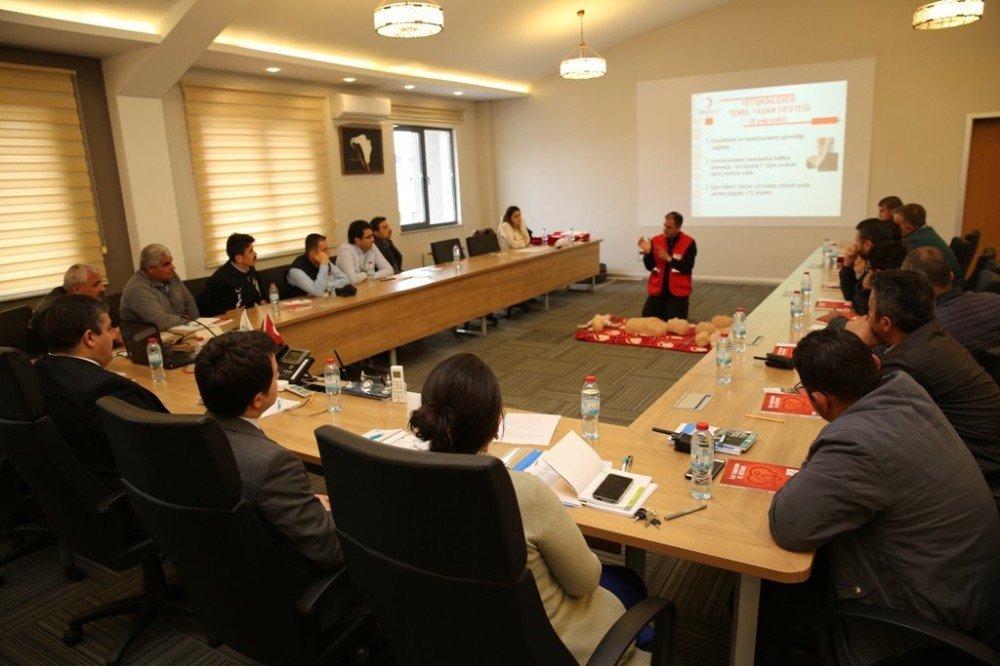 Melikgazi Belediyesi Çalışanlarına İlk Yardım Eğitimi