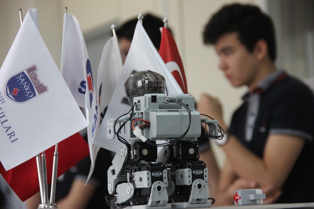 Abd’deki Robot Yarışmalarına Türk Öğrenciler Damga Vurdu