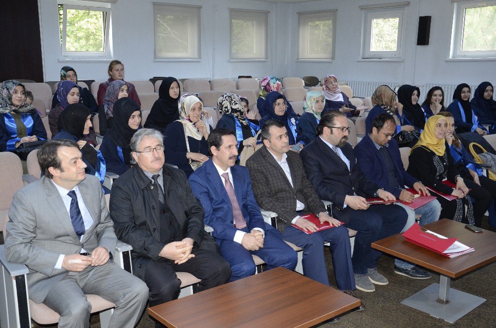 Anne Üniversitesi İlk Mezunlarını Verdi