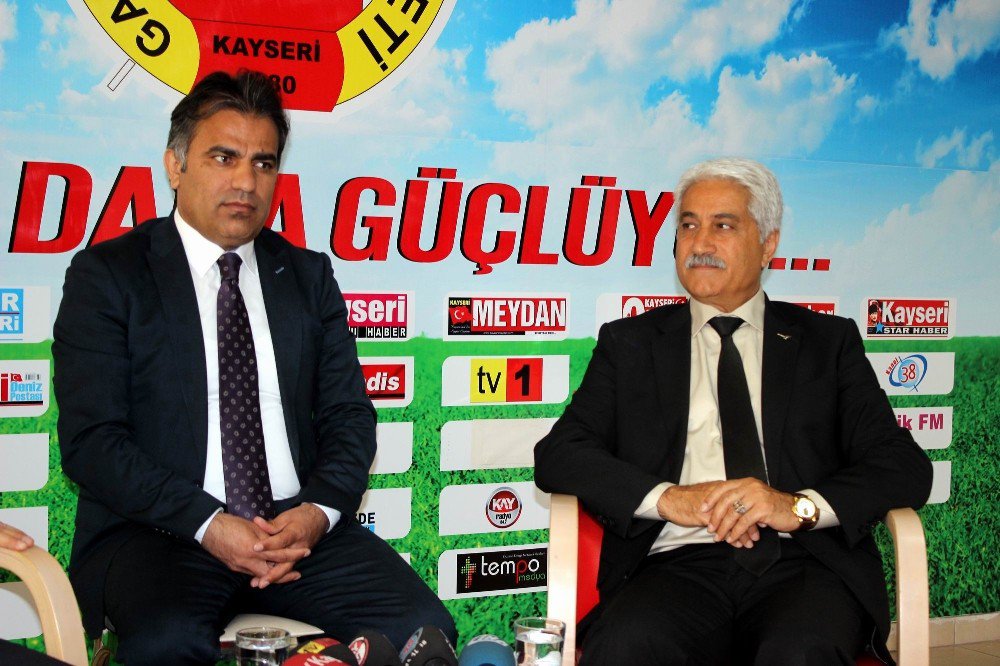 Merhum Gazeteci Yunus Bekir Kabri Başında Anılacak