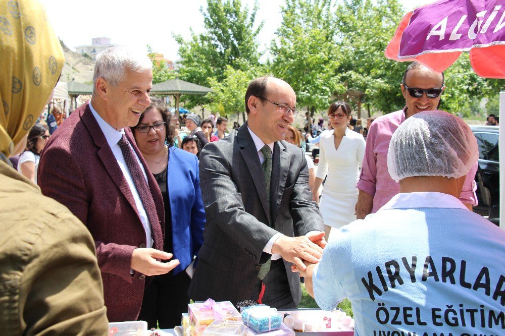 Söke İşletme Fakültesinde Gençlik Festivali