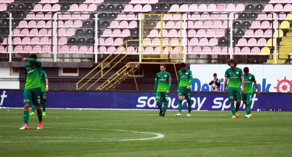 Bursaspor 17 Yıl Sonra Aynı Kabusu Yaşadı