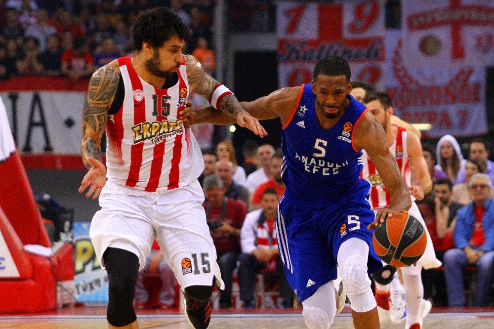 Anadolu Efes’ten Euroleague’e Veda