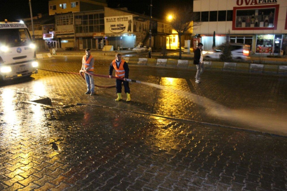 Çaldıran’da Bahar Temizliği