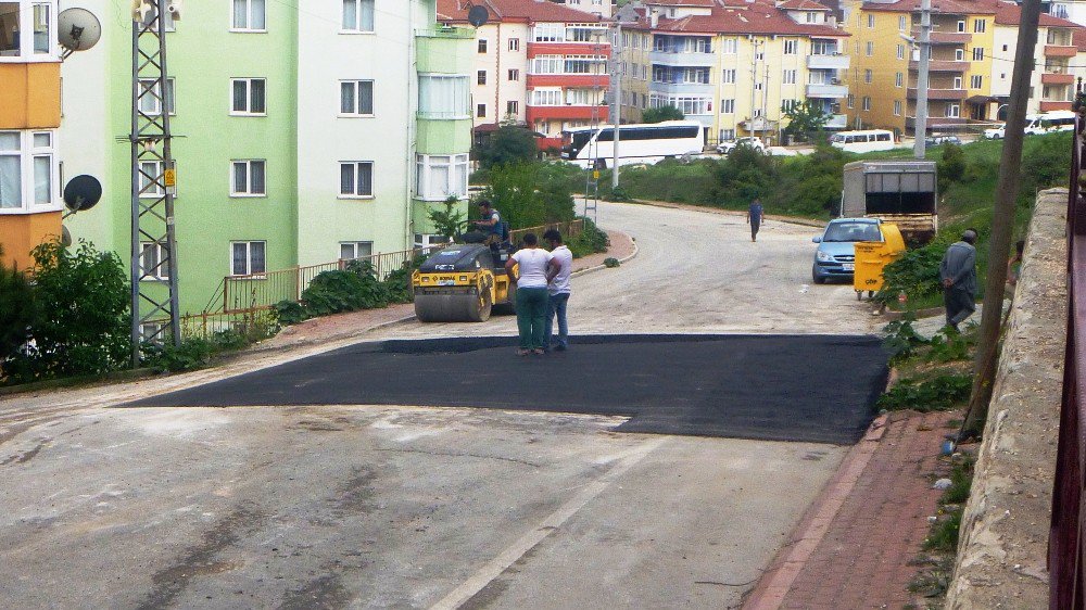 Bilecik’te Asfalt Onarım Çalışmaları Devam Ediyor