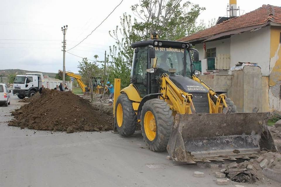 Sungurlu’da Parke Yol Ve Çevre Düzenleme Çalışmaları