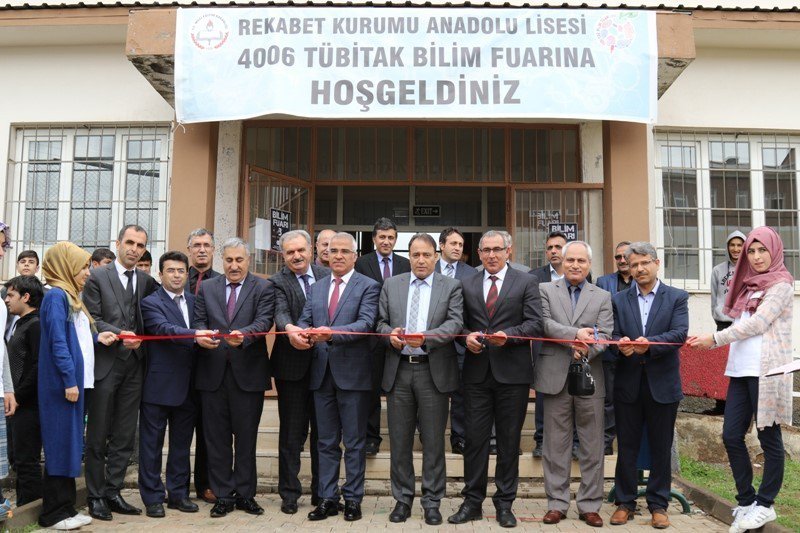 Bingöl’de 4006 Tubitak Bilim Fuarı