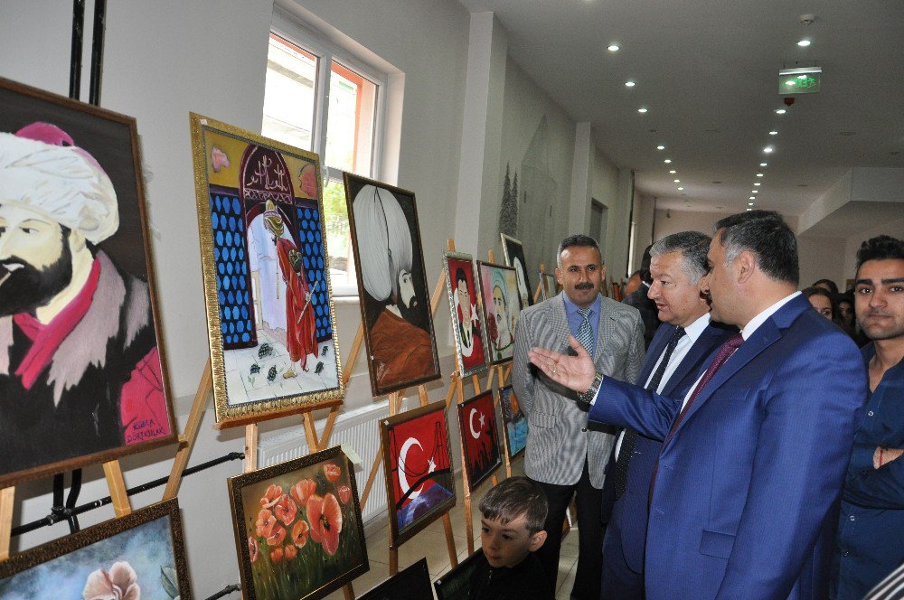 Ayhan Yıldırım Anadolu Lisesi Öğrencilerinden Resim Sergisi