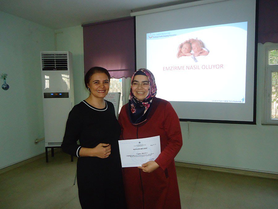 Osmaniye’de Sağlık Çalışanları ‘Anne Sütünün Teşviki’ Konusunda Eğitildi