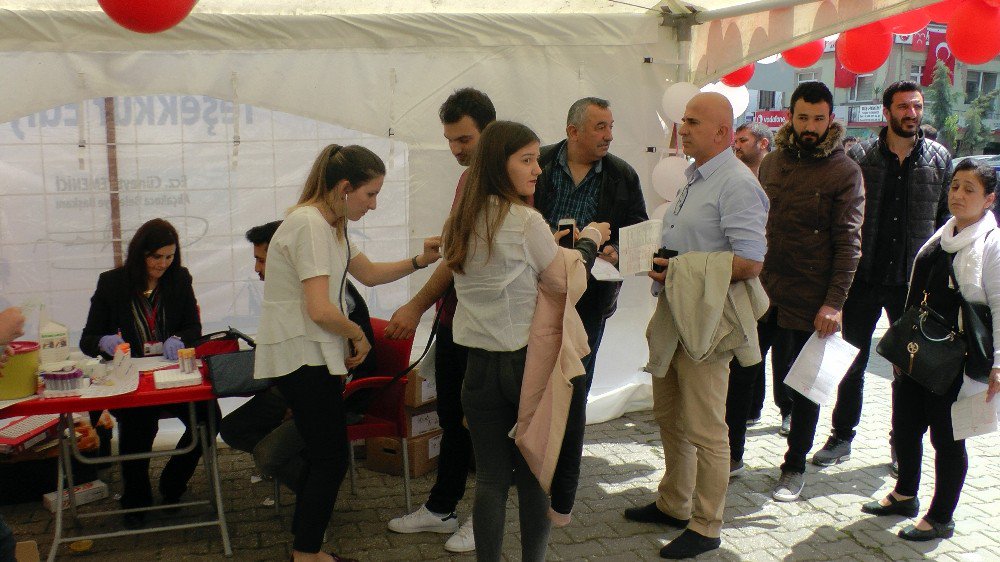 Akçakoca’da Kan Bağışı Kampanyasına Yoğun İlgi