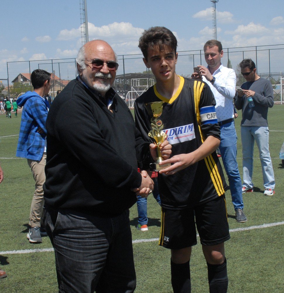 U-14 Ligi’nde Şampiyon Kocasinan Şimşekspor Oldu