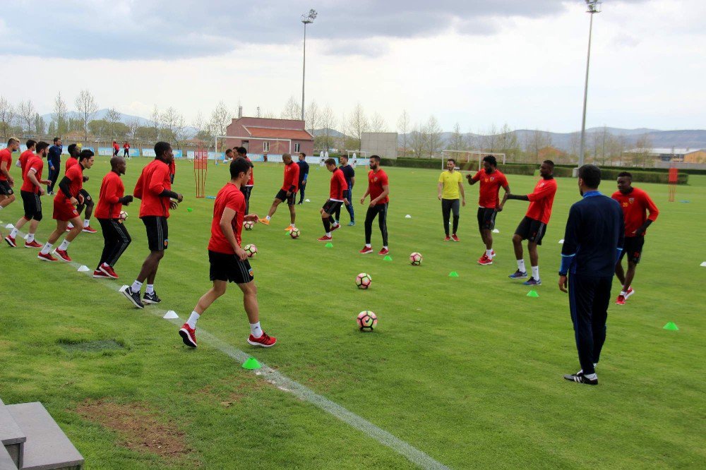 Kayserispor, Trabzonspor Maçı Hazırlıklarına Devam Ediyor