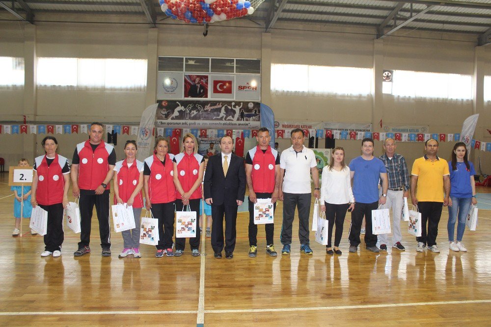 Ayvalık’ta Geleneksel Çocuk Oyunları Turnuvası Tamamlandı