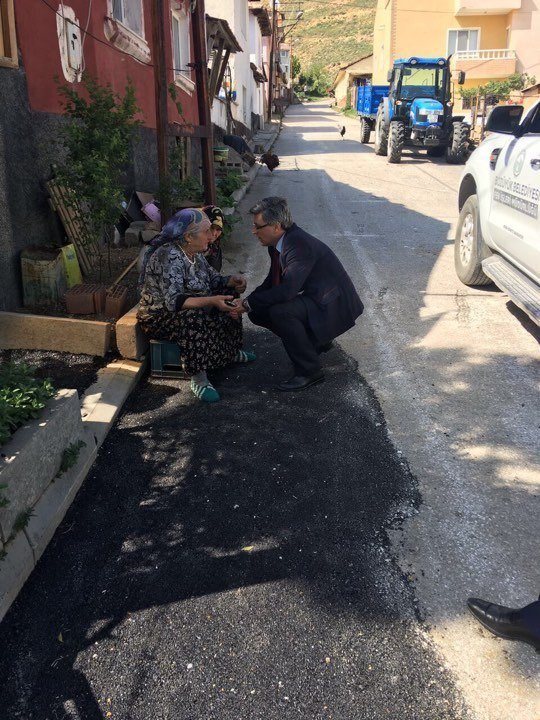 Bozüyüklü Yaşlı Kadının Sorununa Belediye El Attı