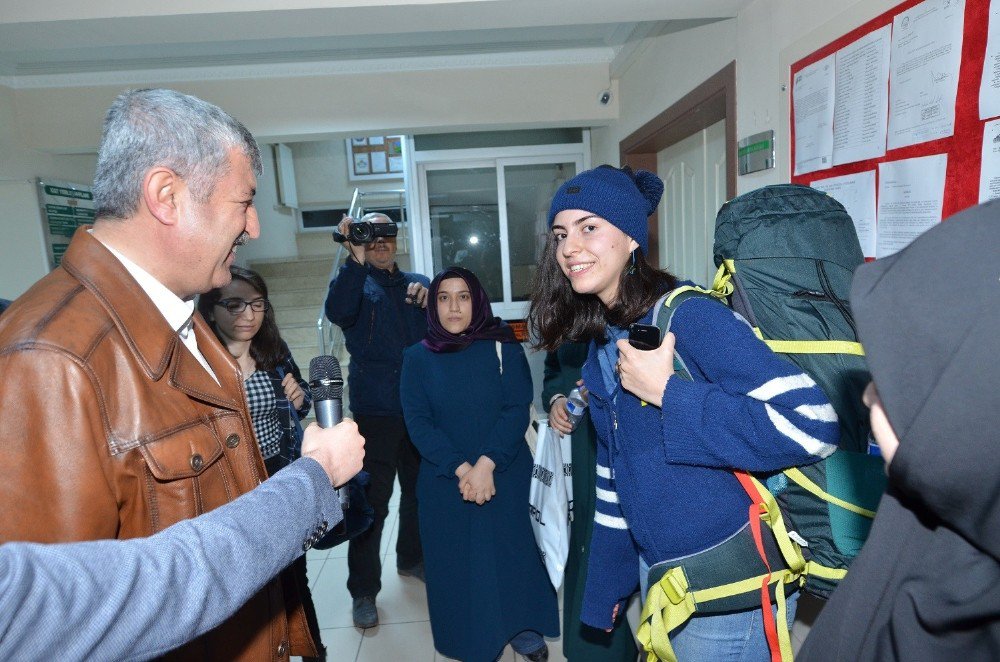 Yarışmada Dereceye Giren 44 Kişi Kudüs’e Gitti