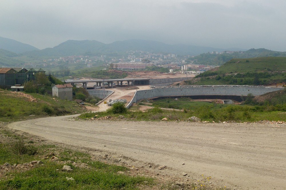 Ömerli Mahallesi Sakinleri Tozdan Şikâyetçi