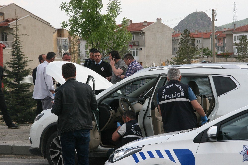 Polisin “Dur” İhtarına Uymayarak Kaçan Oto Hırsızı Vurularak Yakalandı