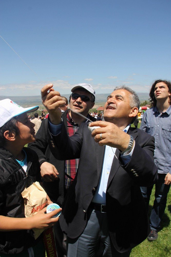 Melikgazi’den Uçurtma Ve Bahar Şenliğine Davet