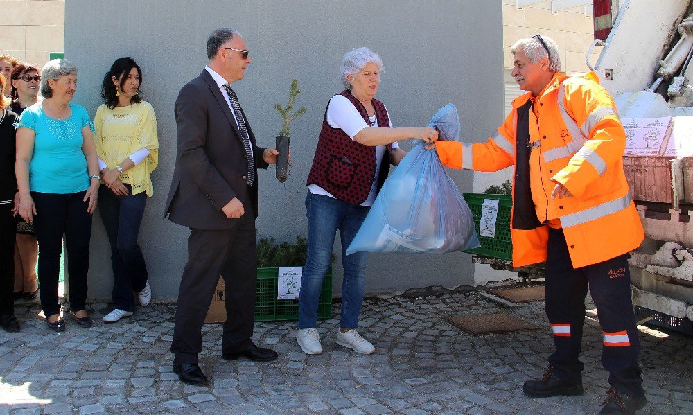 Çankaya’da Atıklar Fidana Dönüşüyor