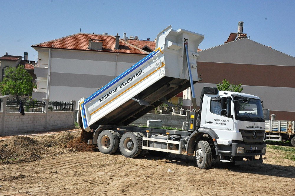 Aksaray Belediyesi, Çeltek Mahallesi’ne Yeni Park Yapıyor