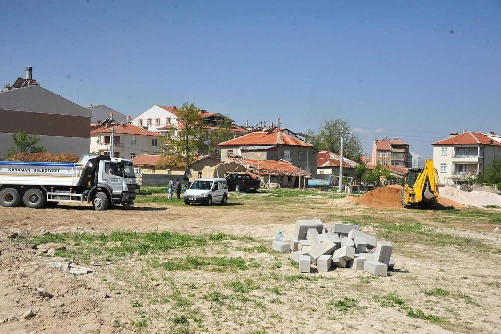 Aksaray Belediyesi, Çeltek Mahallesi’ne Yeni Park Yapıyor