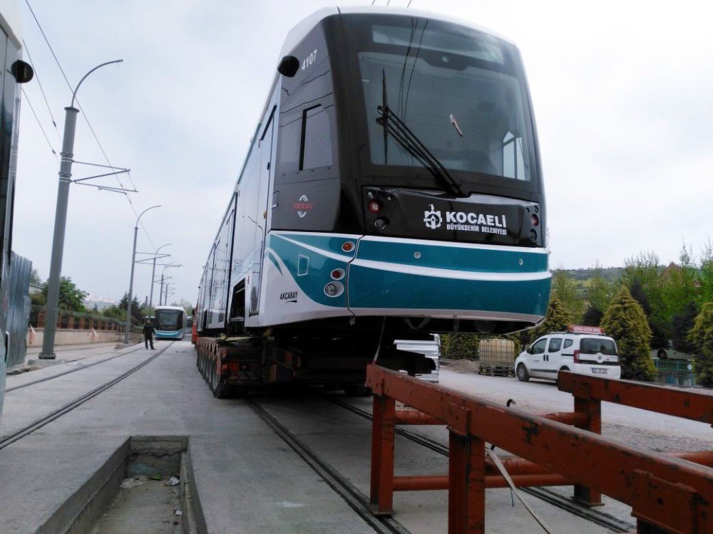 Tramvay Hattında Ray Montajı Tamamlandı