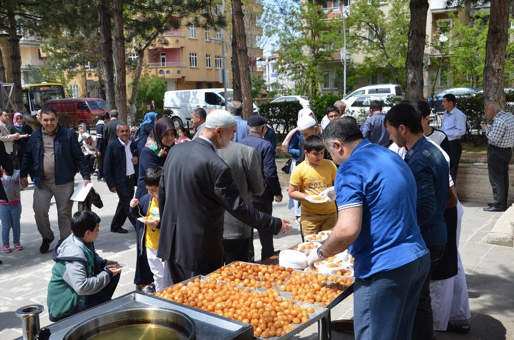 “Ailecek Camideyiz” Etkinliği Devam Ediyor