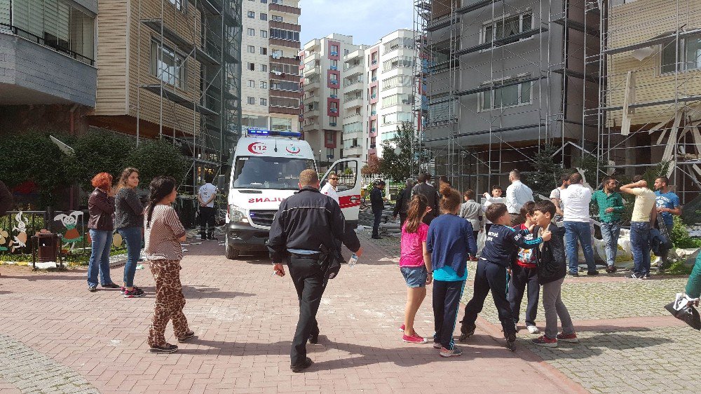 Samsun’da 4. Kattan Düşen İşçi Öldü