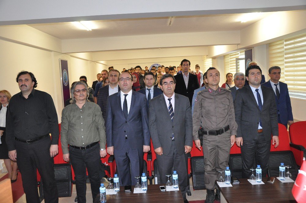 Sandıklı Meslek Yüksekokulunda "Yunus Emre Konferansı" Düzenlendi