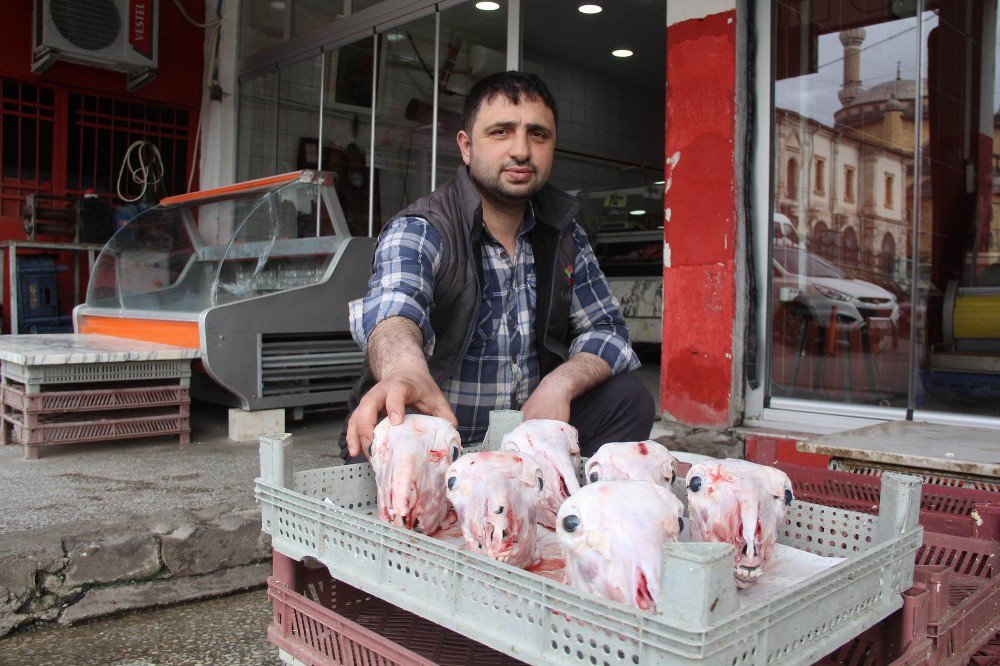 Sivas’ta Kahvaltı Sofralarının Vazgeçilmezi ’Kelle’