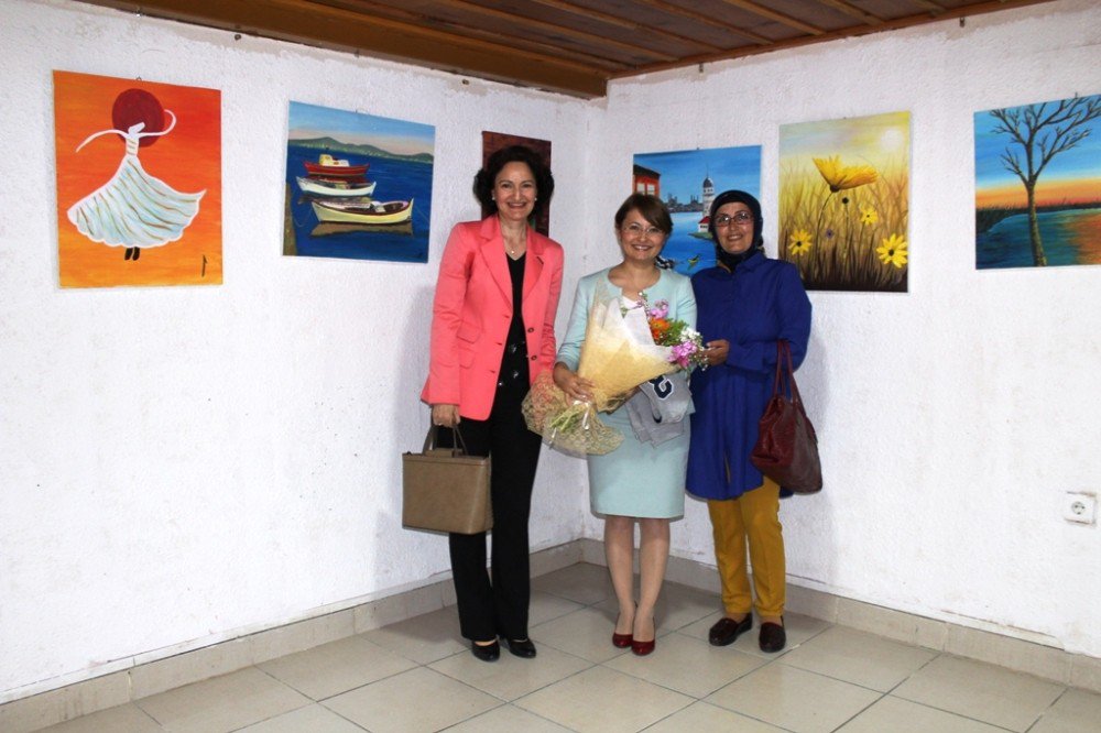 Çocuklar İçin Çizdiler