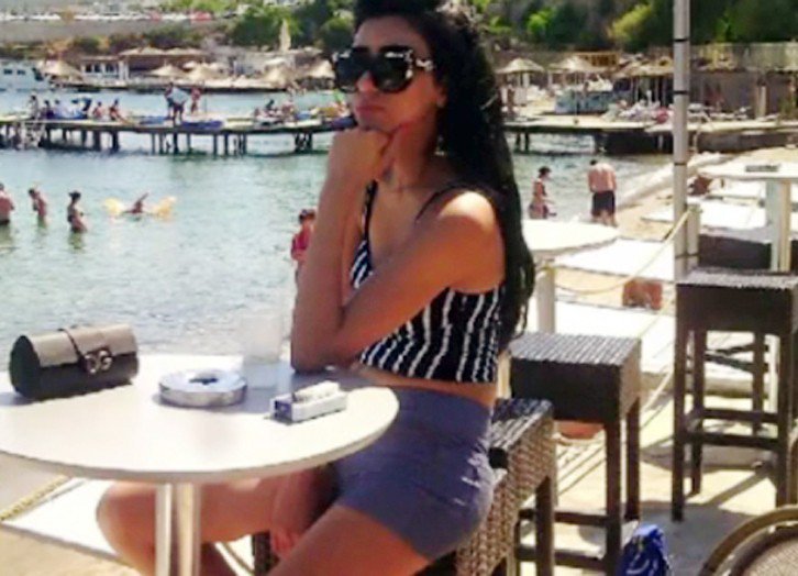 Hanım Kaya: "’Tanışmada Seni Güzel Görsünler’ Diye Para Gönderdi"