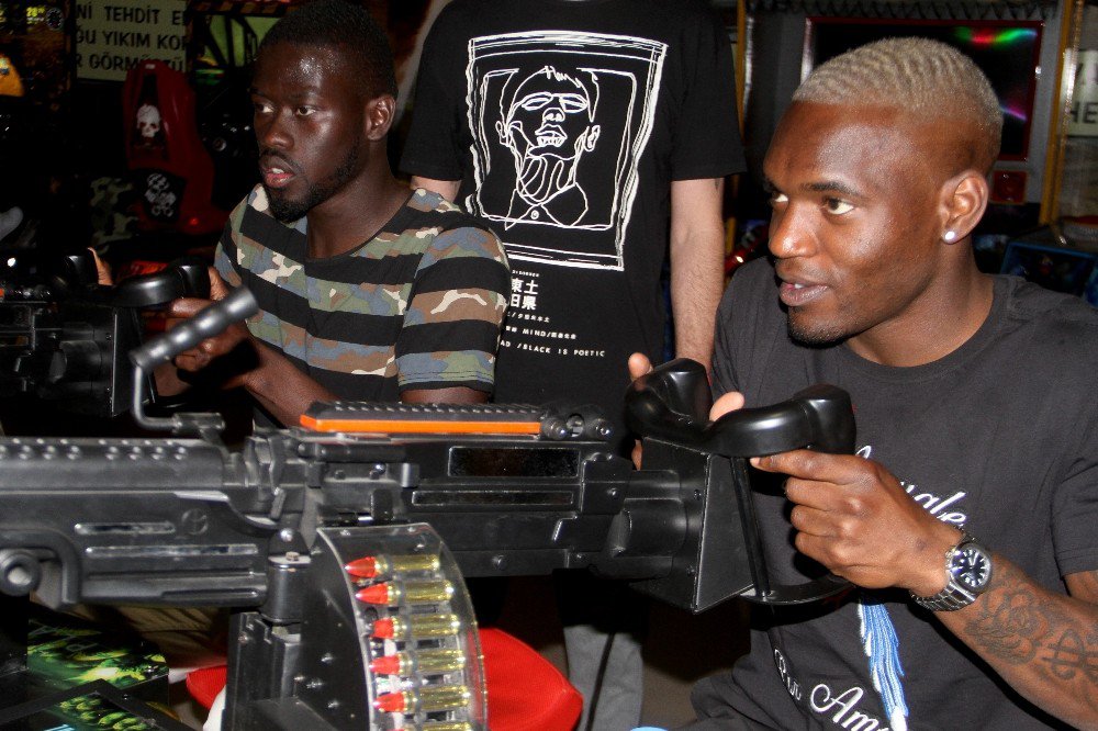 Osmanlısporlu Futbolcular Ankapark’ta Doyasıya Eğlendi