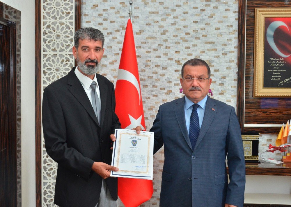 Antalya’da 3 Polis Memuru ’Ayın Polisi’ Seçildi