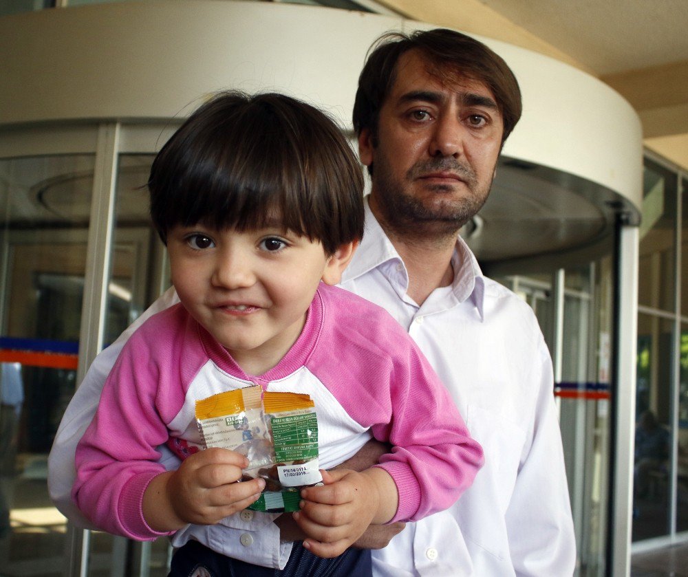 Küçük Özge’ye Bacak Nakli Umudu