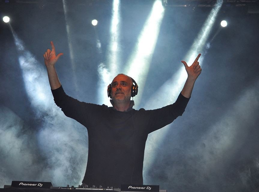 Gençler Dj Suat Ateşdağlı İle Eğlenceye Doydu