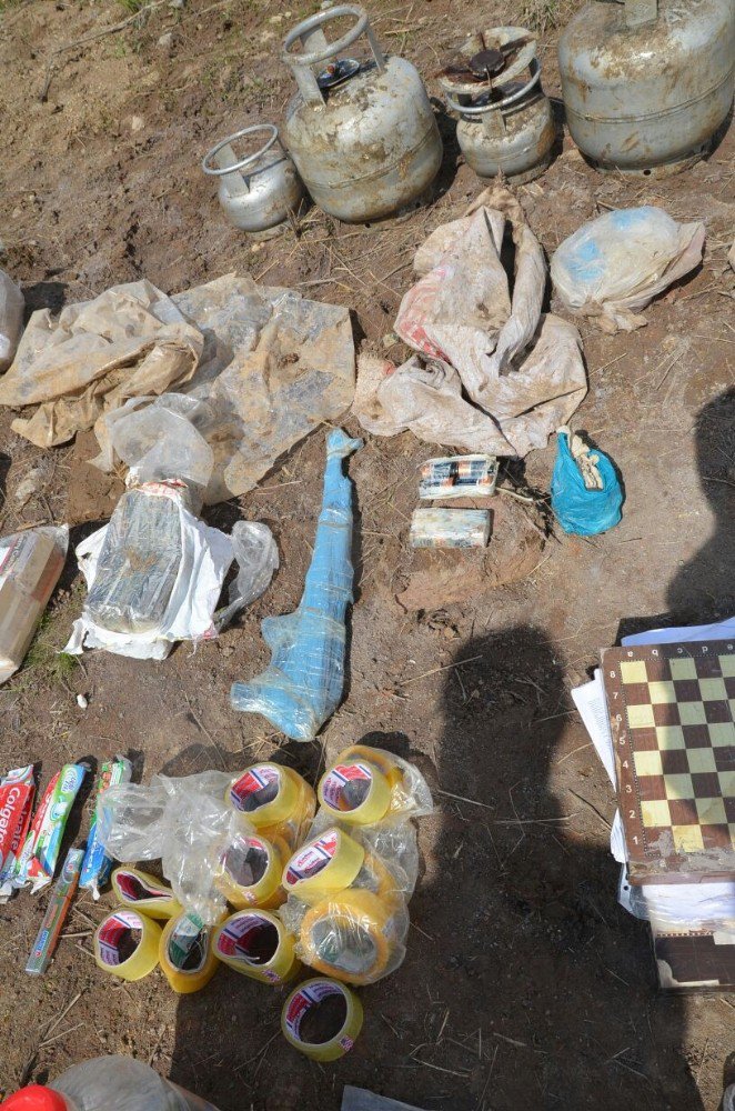 Bingöl’de 5 Sığınak Daha Ele Geçirildi